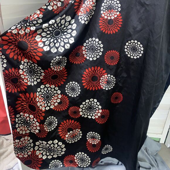 Up2date Fashion Black And Floral Print Kaftan One Size Loose Maxi Dress - Picture 4 of 9